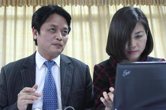 hoi_chuyen_doanh_nhan_nha_quan_ly_tuoi_dan_5.jpg