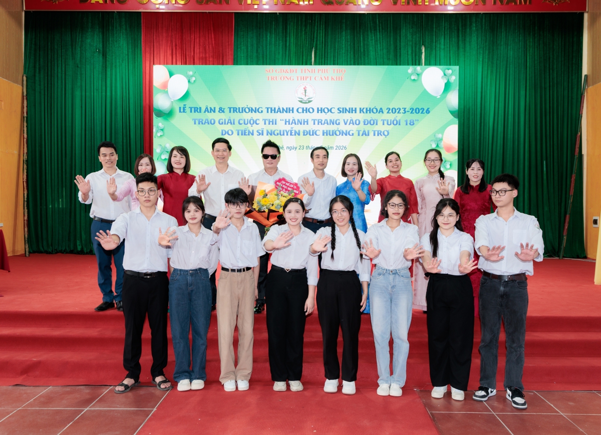 le_tri_an_2026_truong_thpt_cam_khe_3.jpg